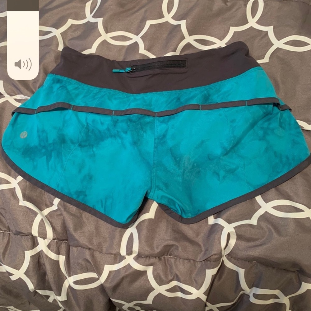 Lulu lemon speed up shorts